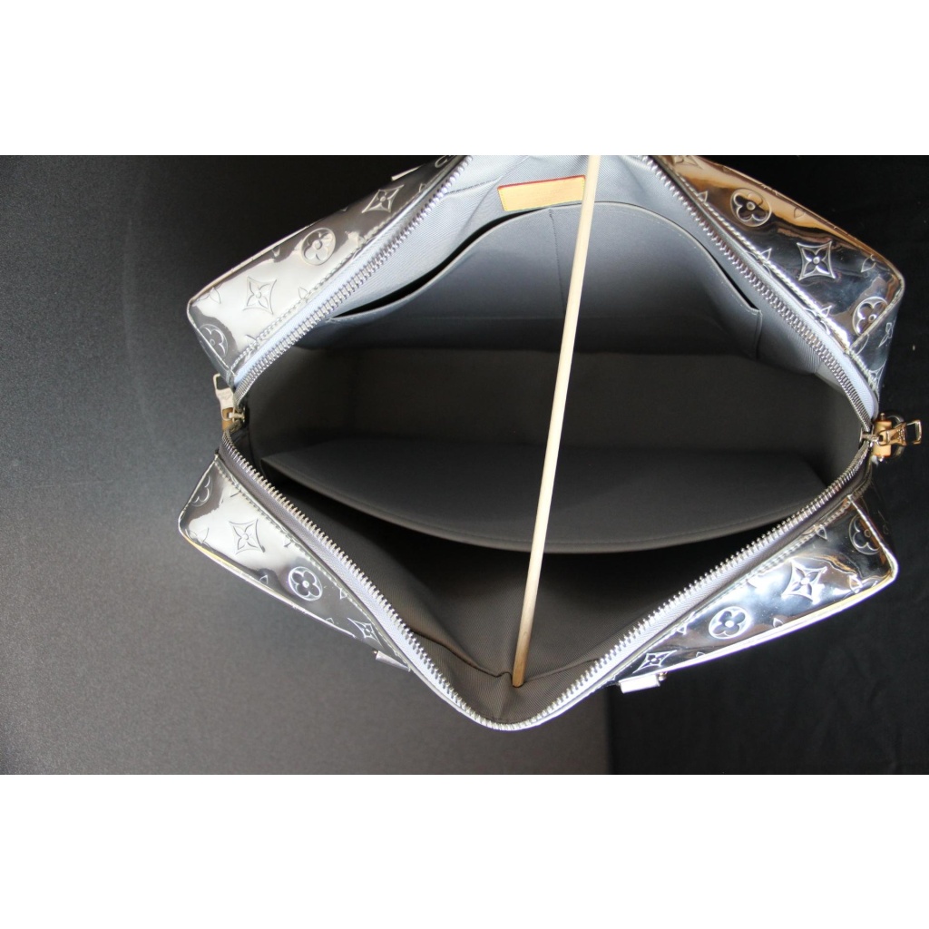 Sac Louis Vuitton Virgil Abloh miroir argent 16 Sac Louis Vuitton Virgil Abloh miroir argent 16