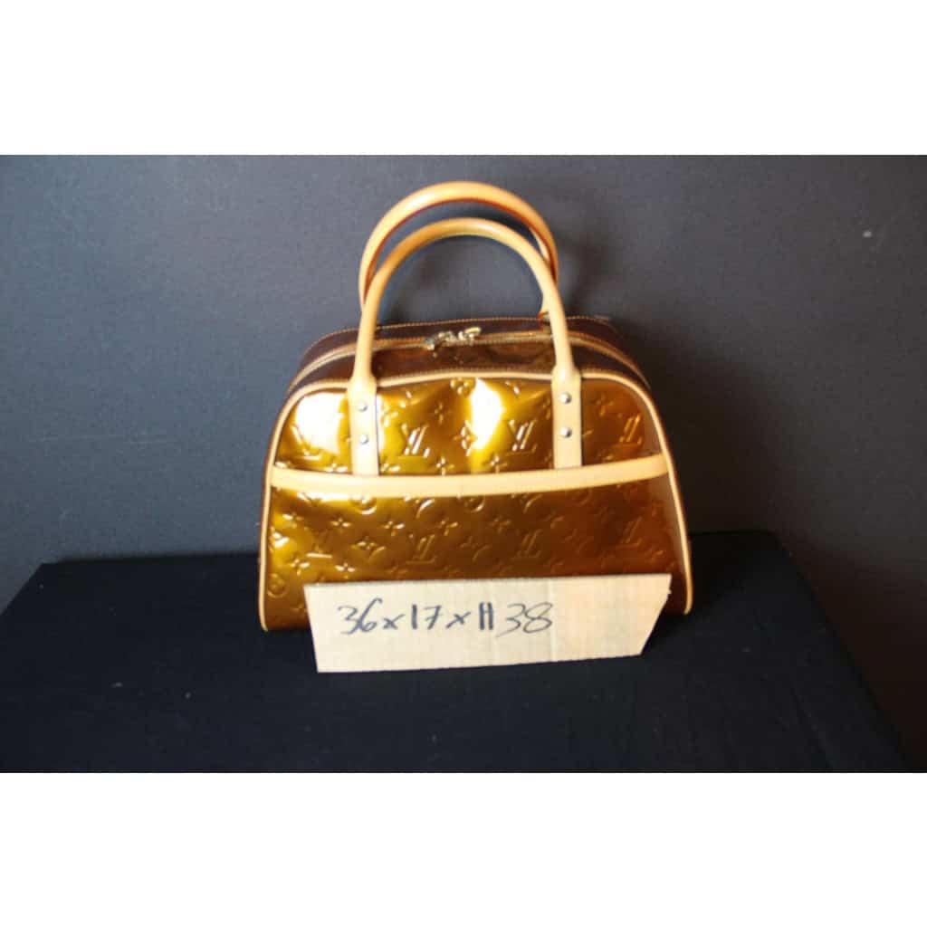 Sac Louis Vuitton verni couleur bronze doré 16 Sac Louis Vuitton verni couleur bronze doré 16