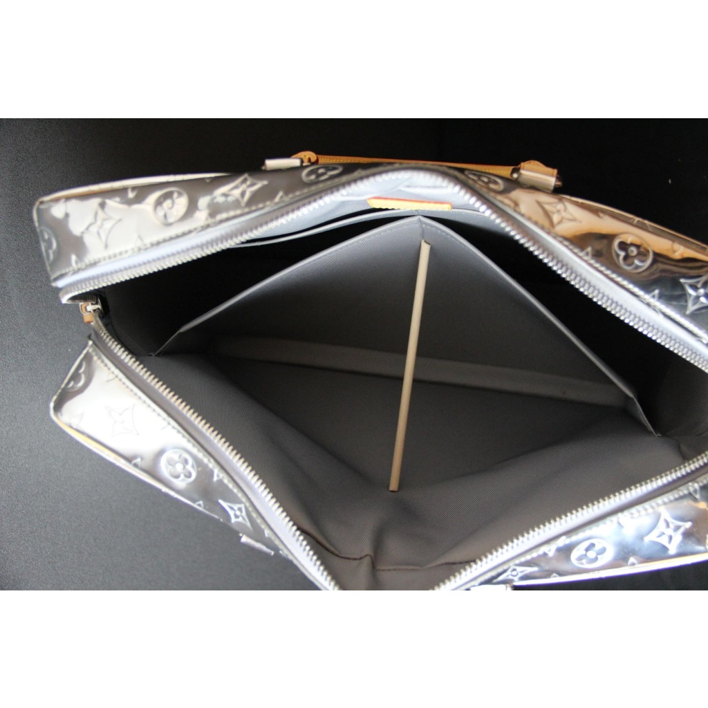 Sac Louis Vuitton Virgil Abloh miroir argent 17 Sac Louis Vuitton Virgil Abloh miroir argent 17