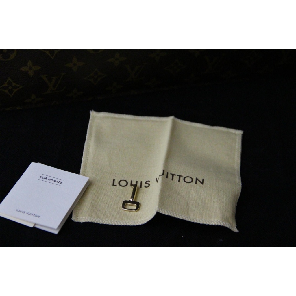 Sac de pilote ou de docteur Louis Vuitton en monogram 17