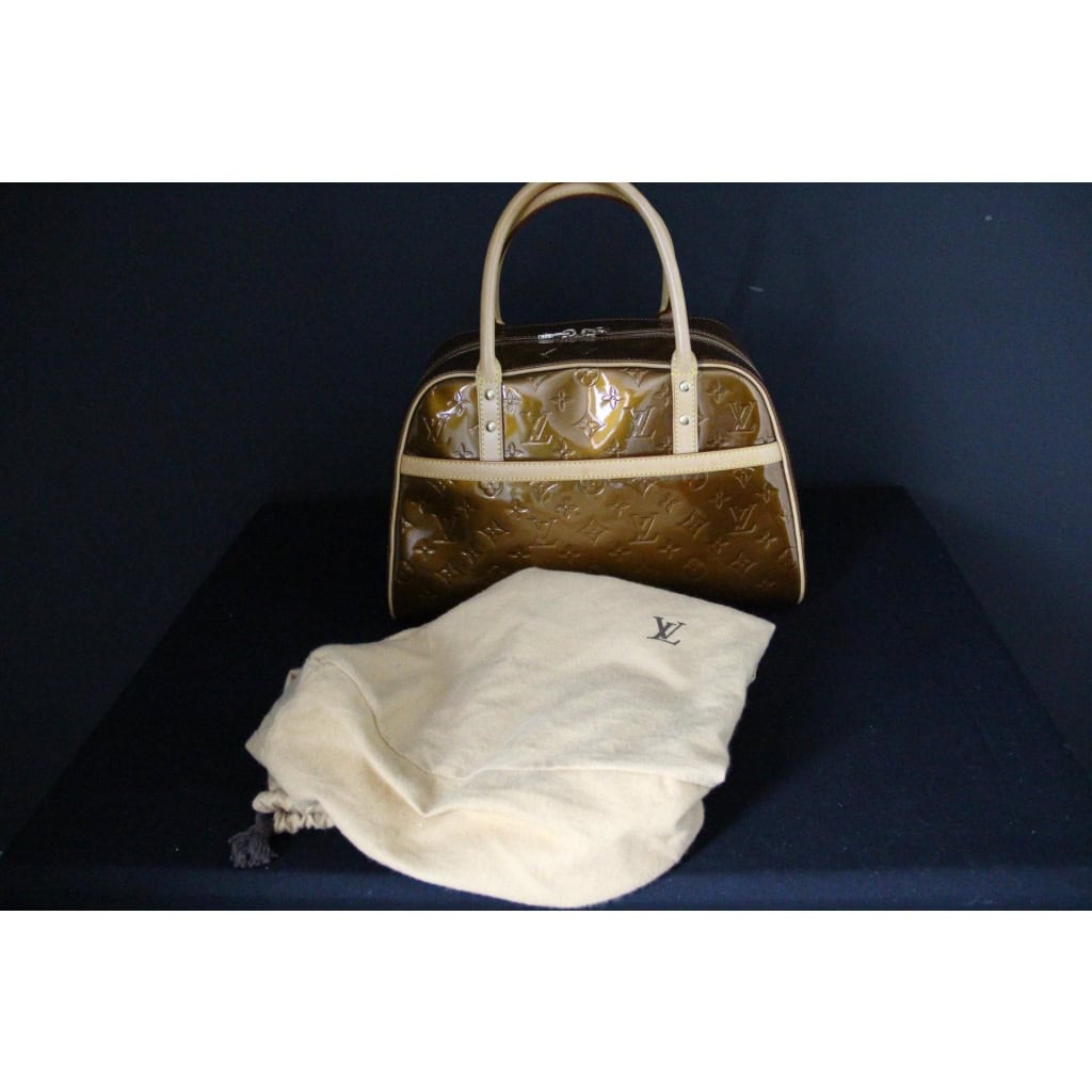 Sac Louis Vuitton verni couleur bronze doré 17 Sac Louis Vuitton verni couleur bronze doré 17
