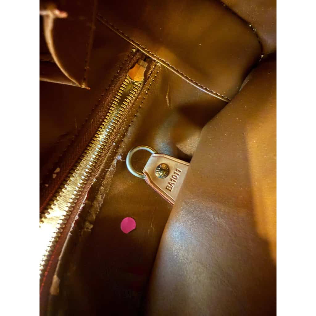 Sac Louis Vuitton verni couleur bronze doré 19 Sac Louis Vuitton verni couleur bronze doré 19