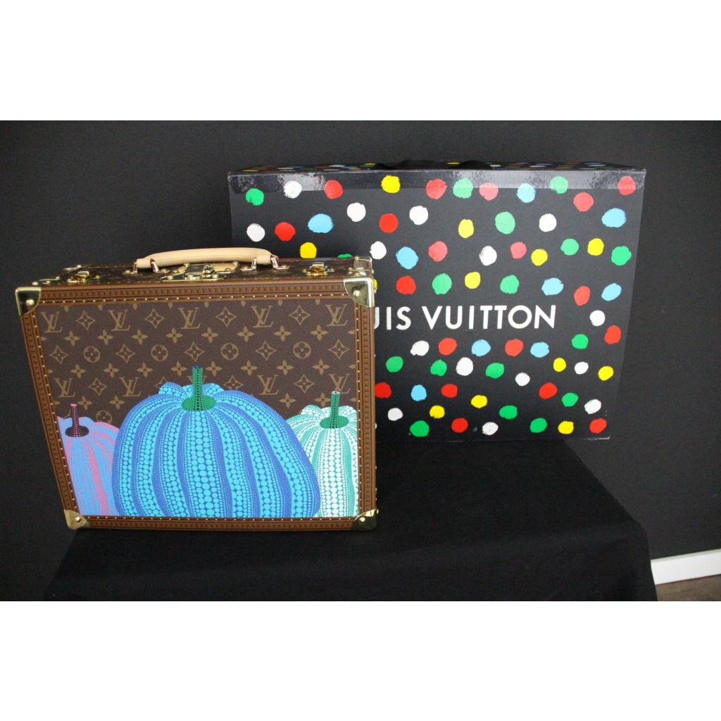 Valise Vuitton Cotteville 40 X Yayoi Kusama Citrouilles edition limitée Monogram 19