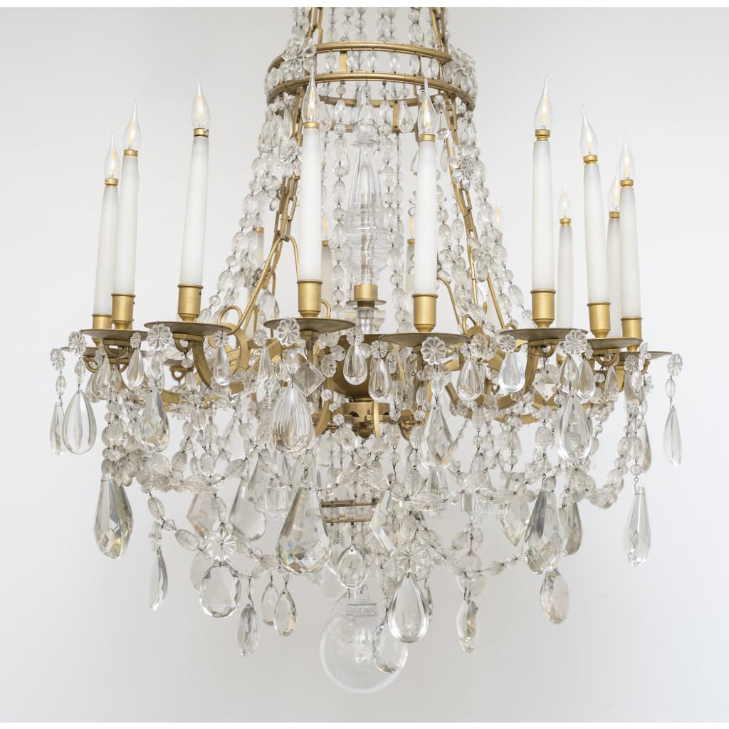 Grand lustre Louis XVI modèle « Marie-Antoinette » Circa 1870 4