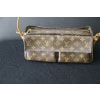 Sac Louis Vuitton Vivacité monogram porté épaule 25