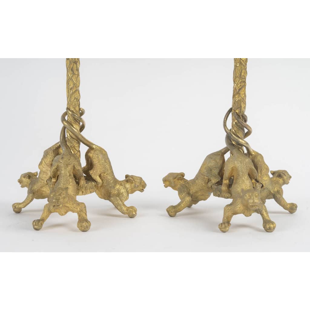 Paire de bougeoirs en bronze doré d&rsquo;époque Napoléon III attribués à Christophe FRATIN 6