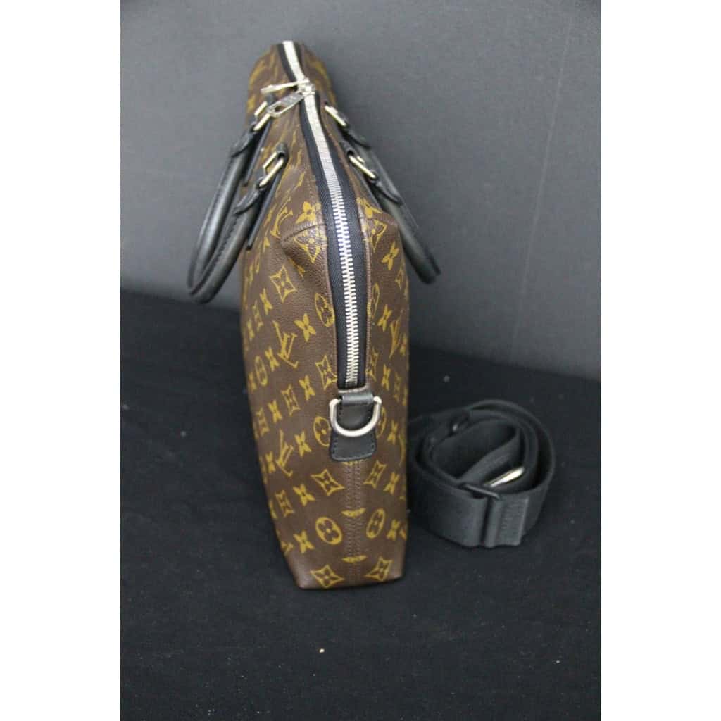 Porte-documents Louis Vuitton Monogram Macassar – Garniture en cuir noir 7