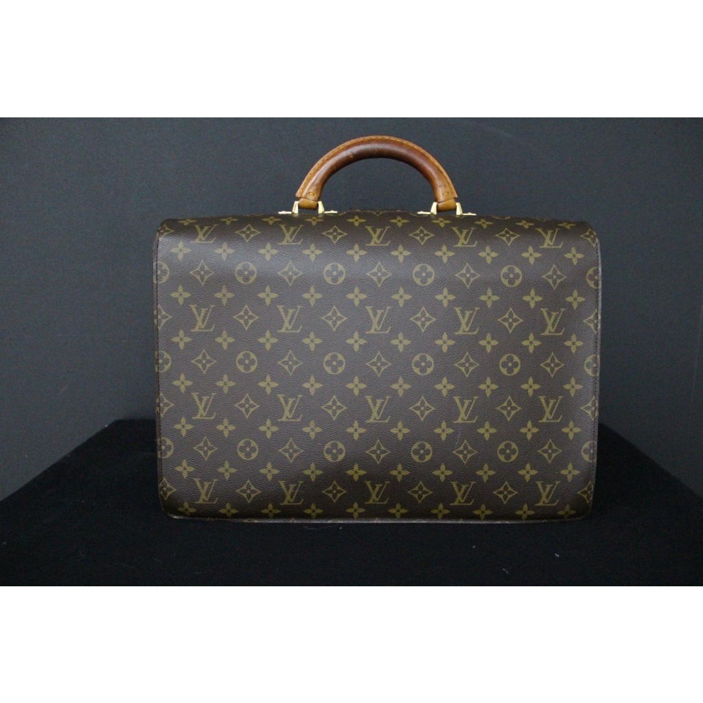 Sac de pilote ou de docteur Louis Vuitton en monogram 8