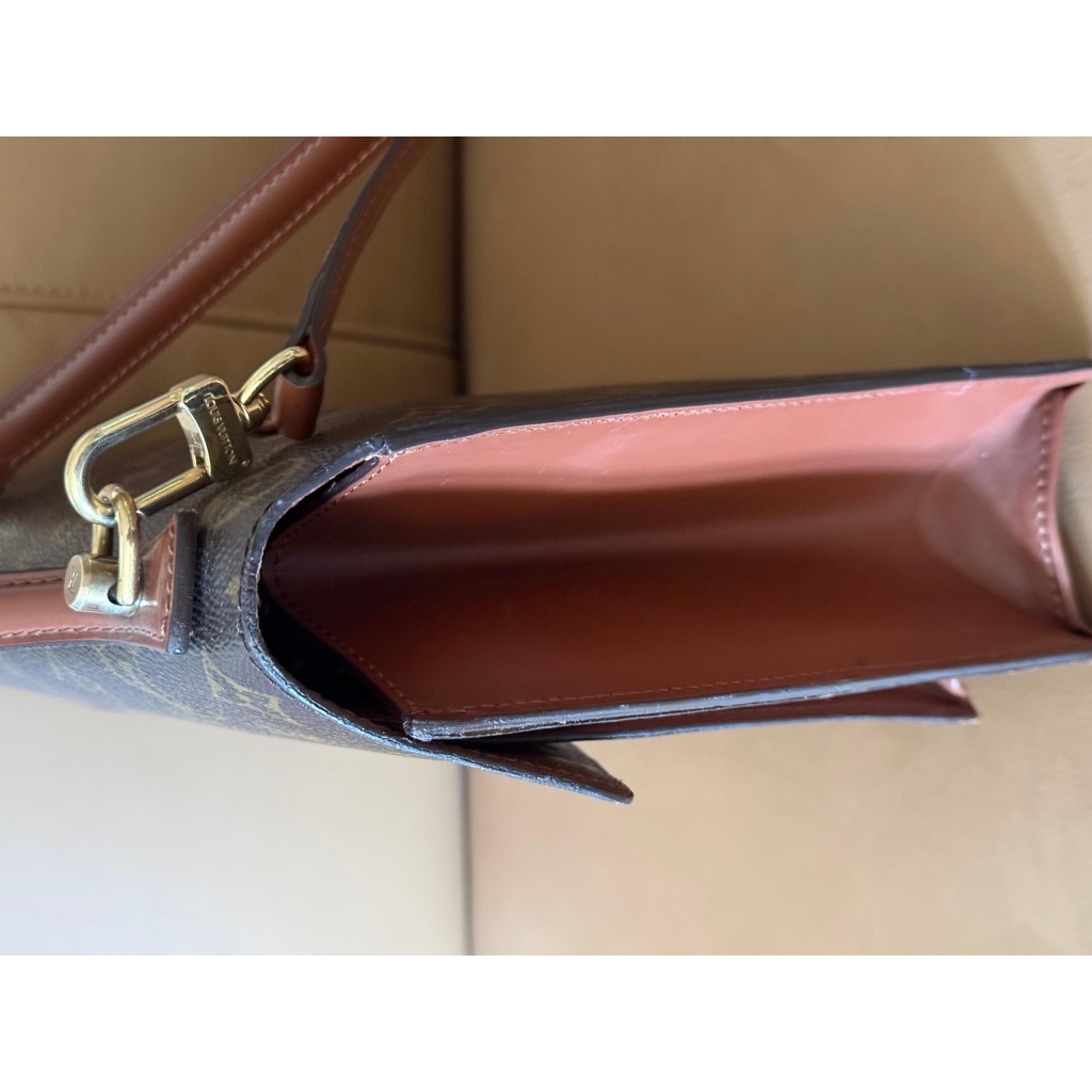 Petit sac Louis Vuitton à bandoulière Monceau 28 cm 9