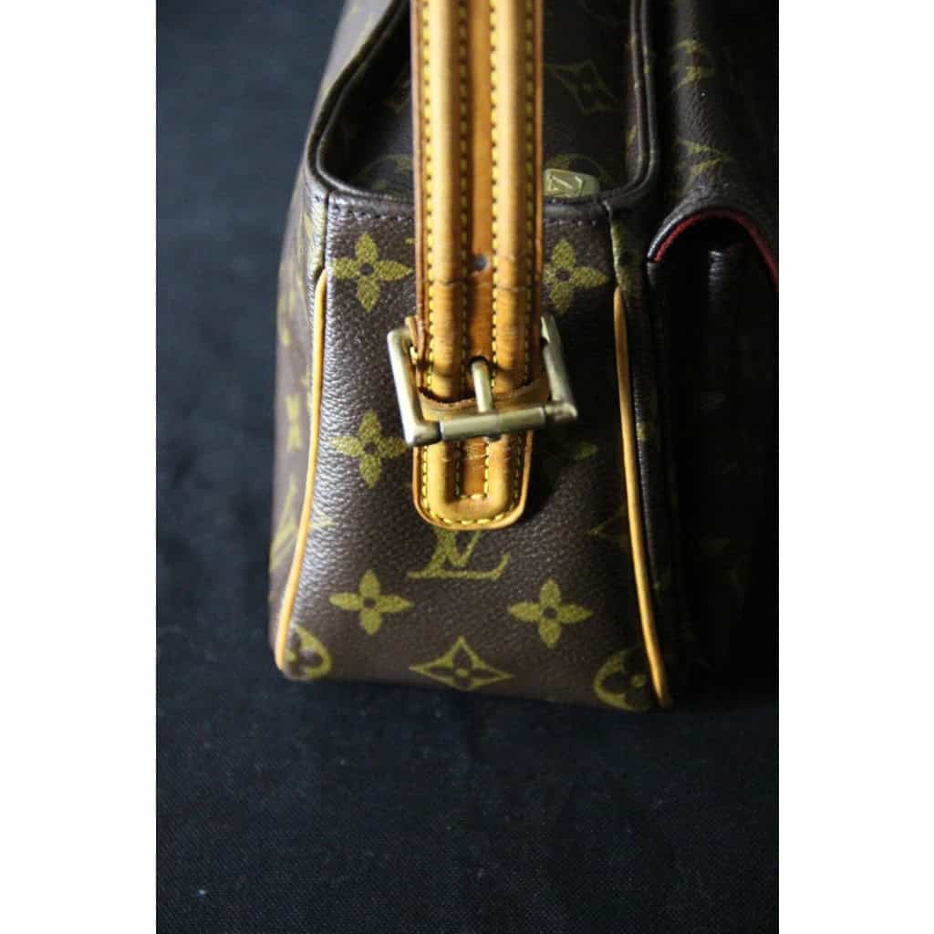 Sac Louis Vuitton Vivacité monogram porté épaule 9