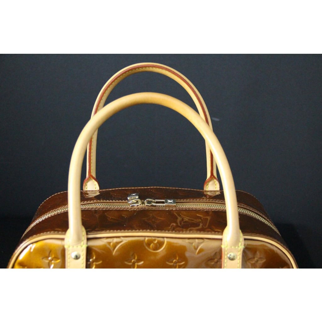 Sac Louis Vuitton verni couleur bronze doré 9 Sac Louis Vuitton verni couleur bronze doré 9