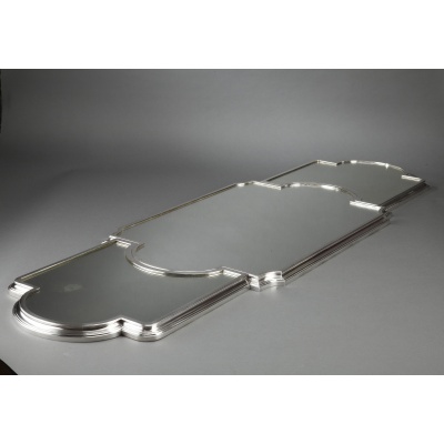 Surtout de table bronze argenté dans son coffre en chêne Fin XIXe