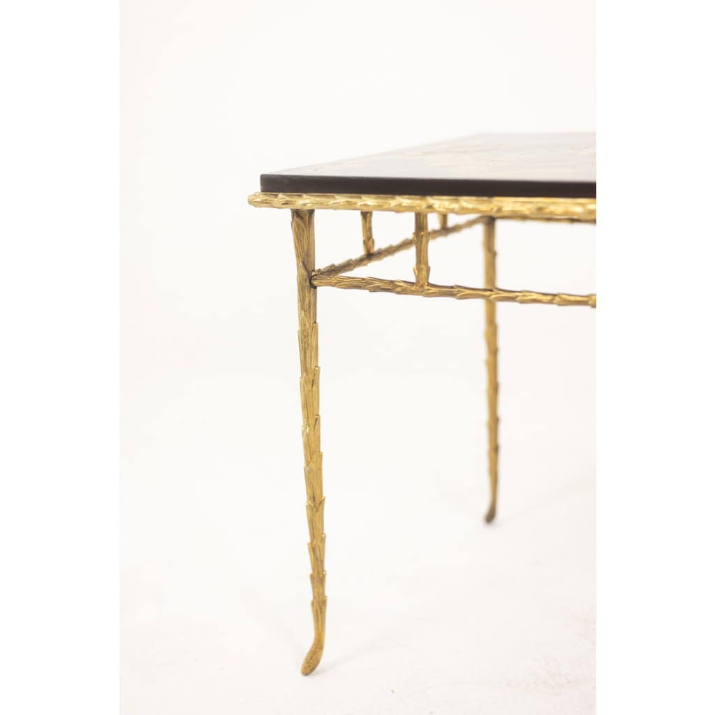 Maison Baguès. Table basse en bronze, laque noire, décor or. Circa 1970 6