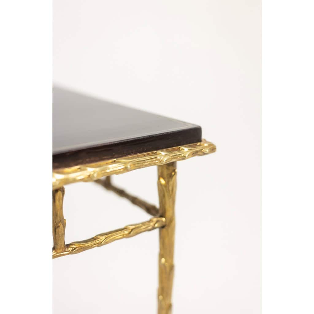 Maison Baguès. Table basse en bronze, laque noire, décor or. Circa 1970 10