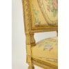 Paire de chaises en bois doré et tapisserie. Epoque Louis XVI 24