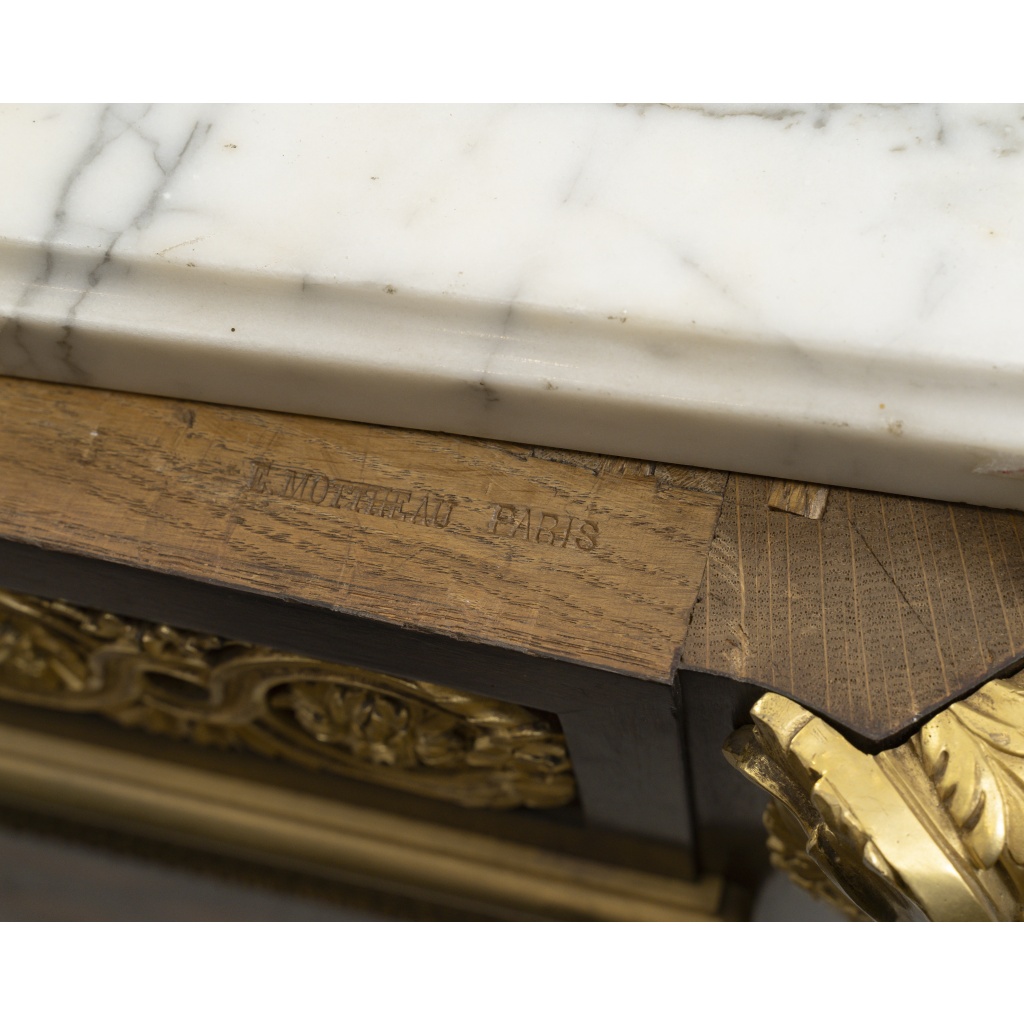 Commode Louis XVI 11