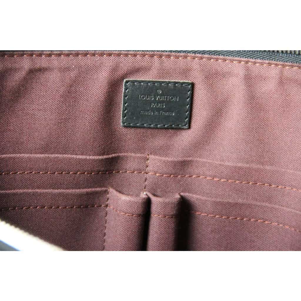 Porte-documents Louis Vuitton Monogram Macassar – Garniture en cuir noir 11