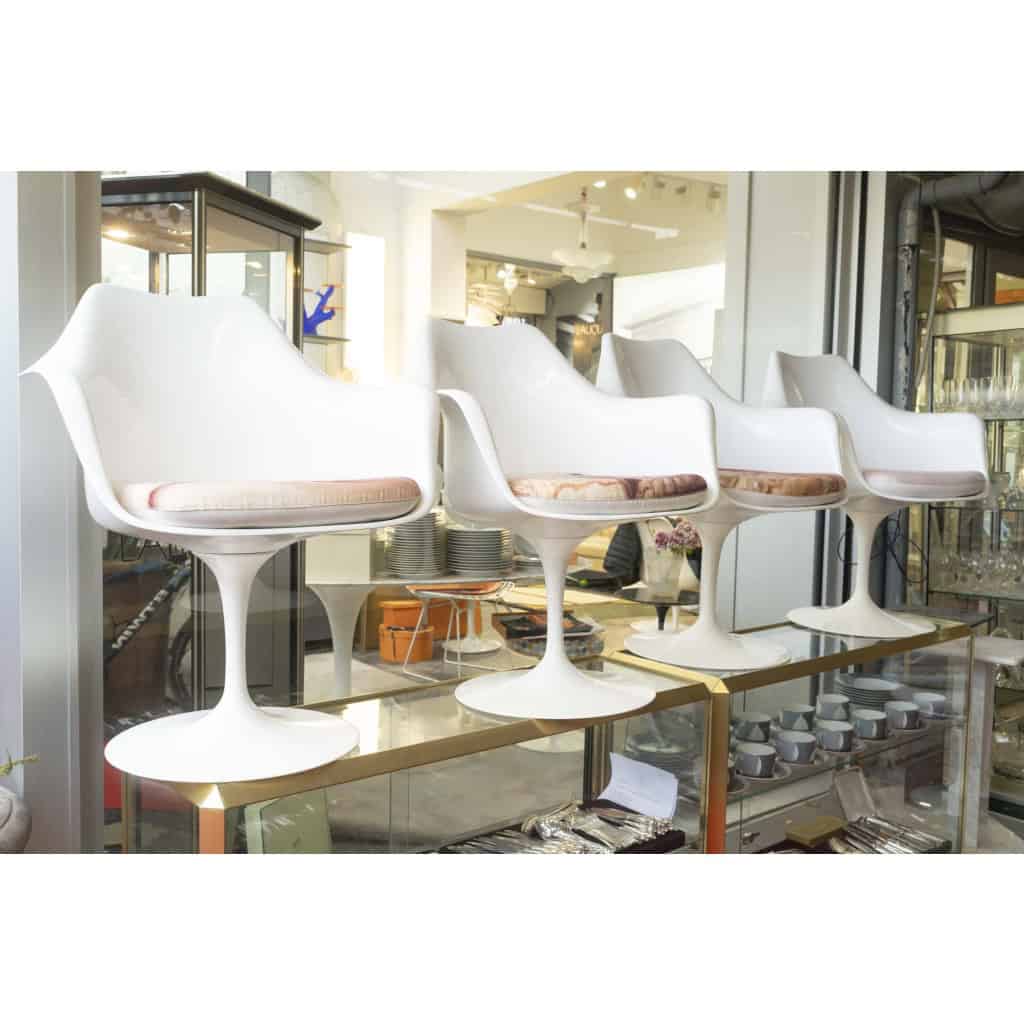 Eero Saarinen (1910–1961) & Knoll – Lot de 4 fauteuils Tulip 8