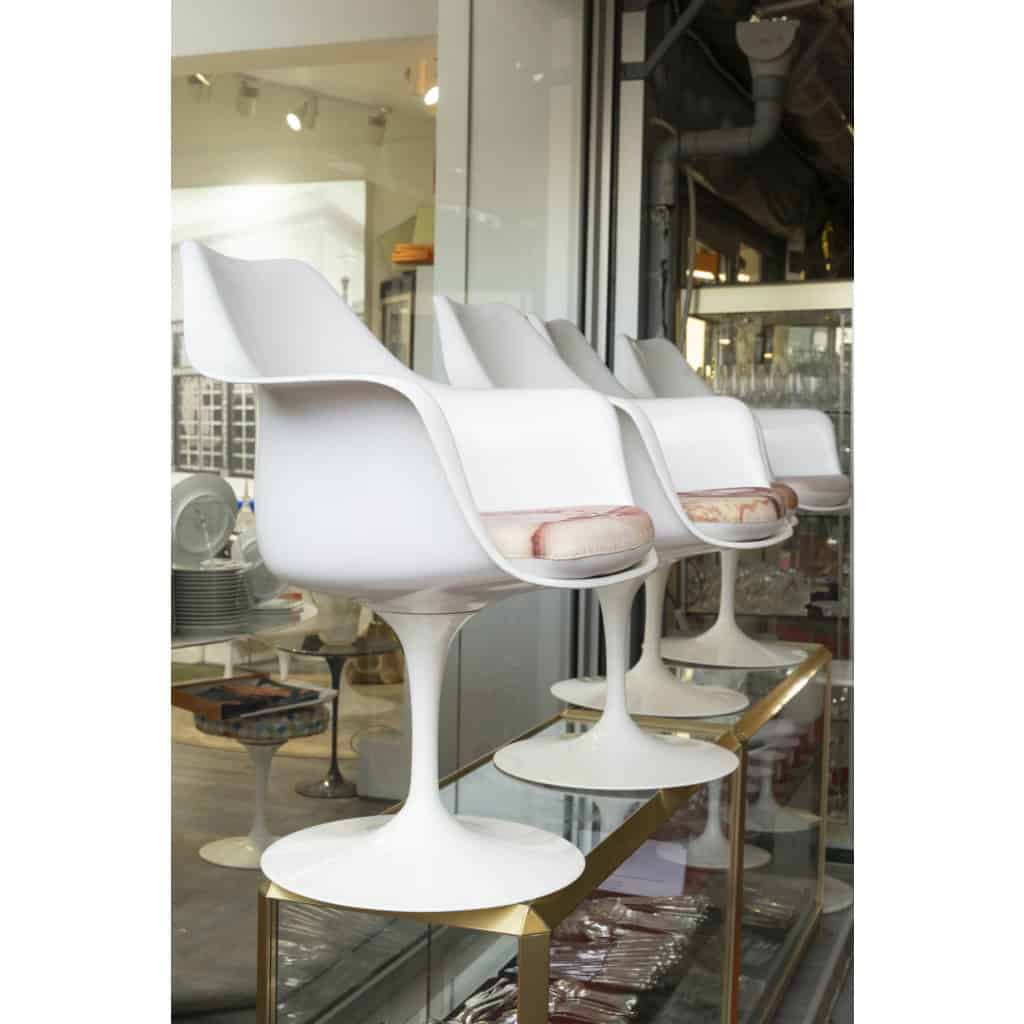 Eero Saarinen (1910–1961) & Knoll – Lot de 4 fauteuils Tulip 11