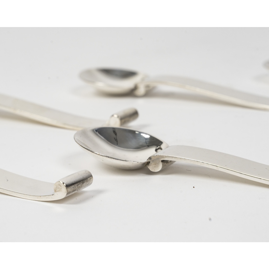 4 cuillers à moka en argent massif Art Déco 5