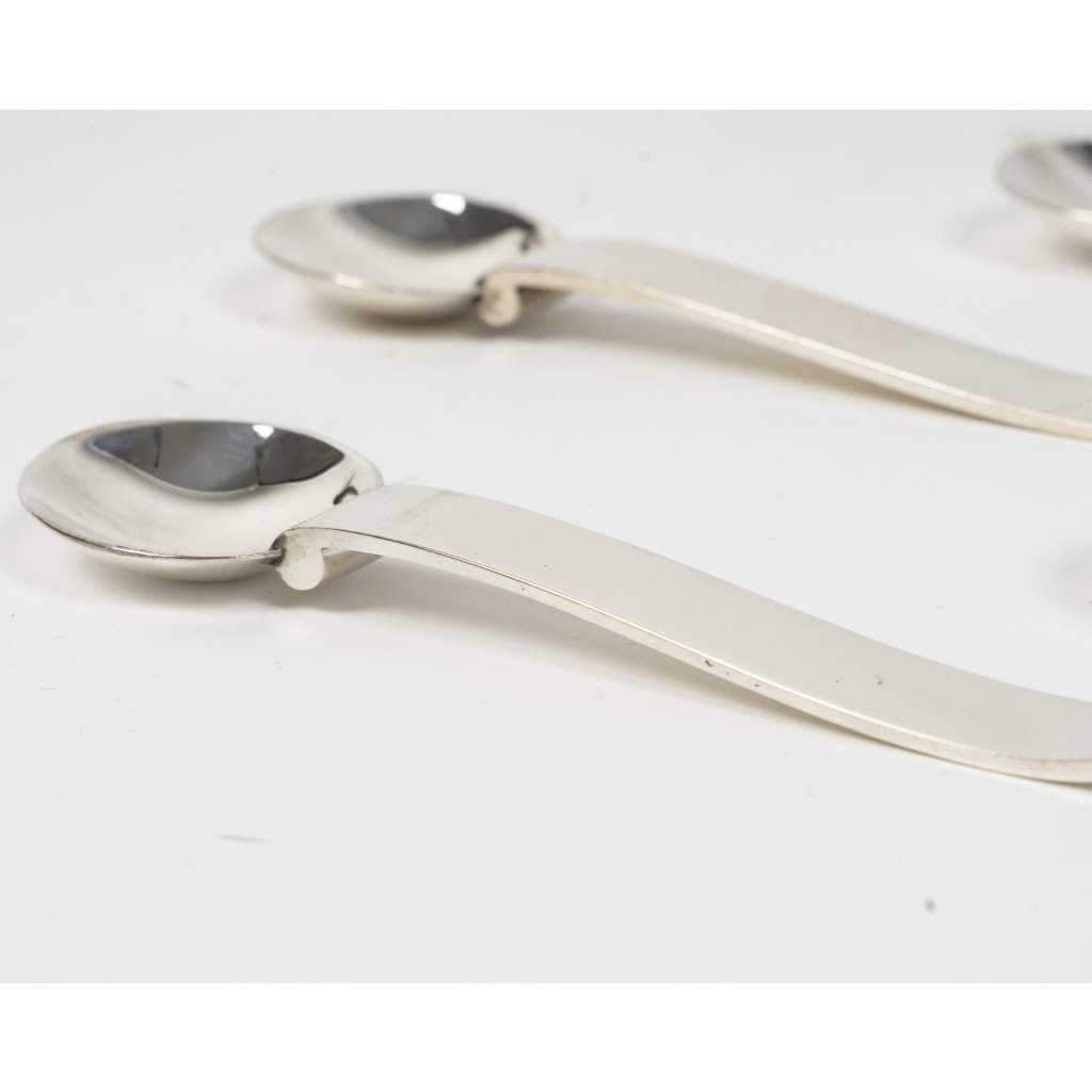 4 cuillers à moka en argent massif Art Déco 6