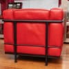 LE CORBUSIER ET PIERRE JEANNERET : Fauteuil « LC2 » cuir rouge 25