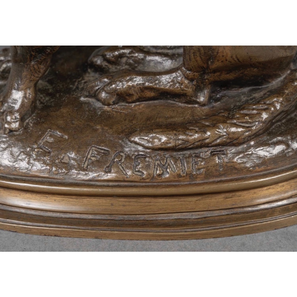 Sculpture – Basset Assis (Ravageot) , Emmanuel Frémiet (1824 -1910) – Bronze 13