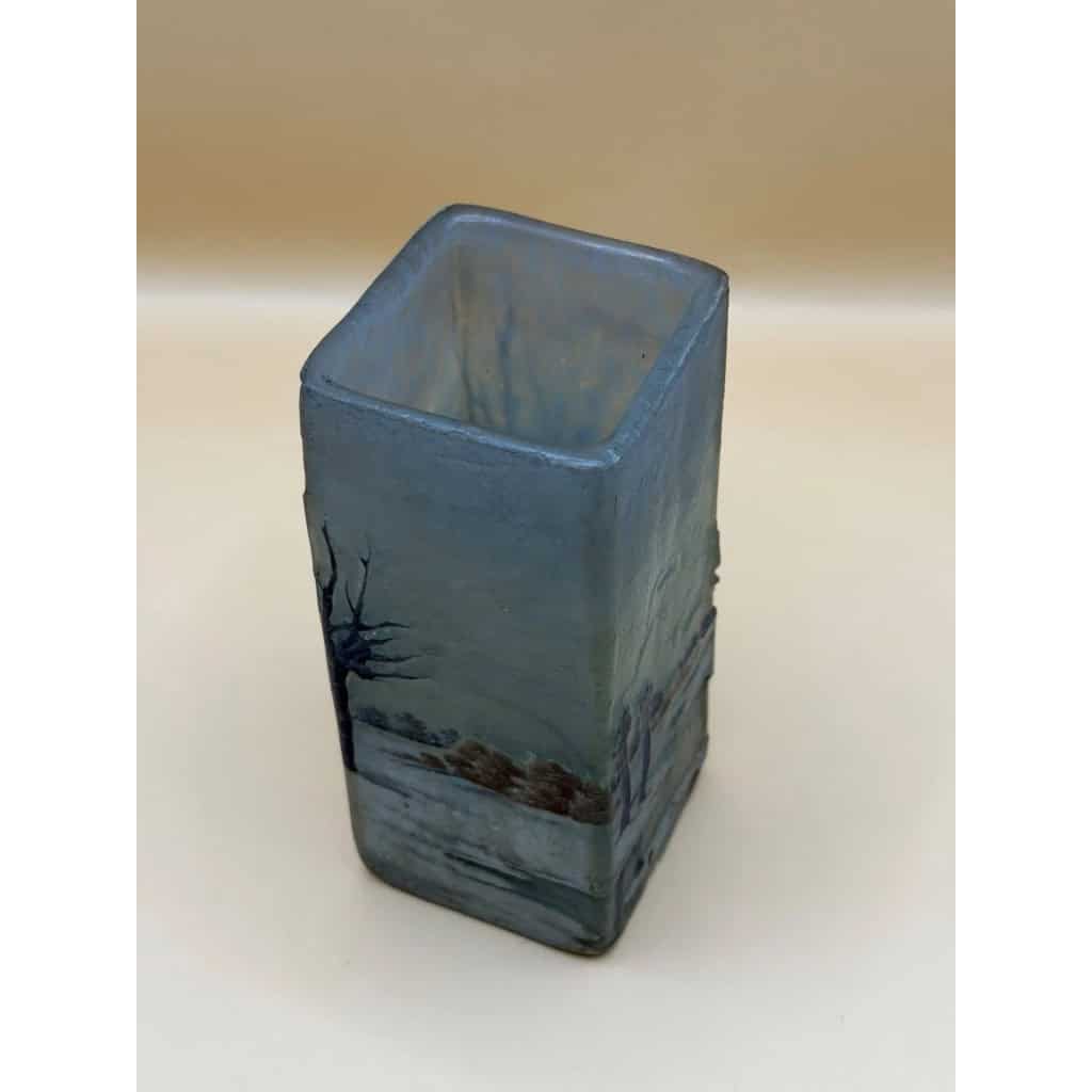DAUM NANCY Vase section quadrangulaire « Paysage de neige » 5 DAUM NANCY Vase section quadrangulaire « Paysage de neige » 5
