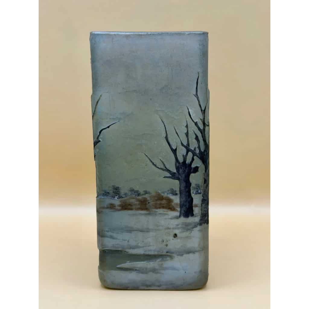 DAUM NANCY Vase section quadrangulaire « Paysage de neige » 8 DAUM NANCY Vase section quadrangulaire « Paysage de neige » 8