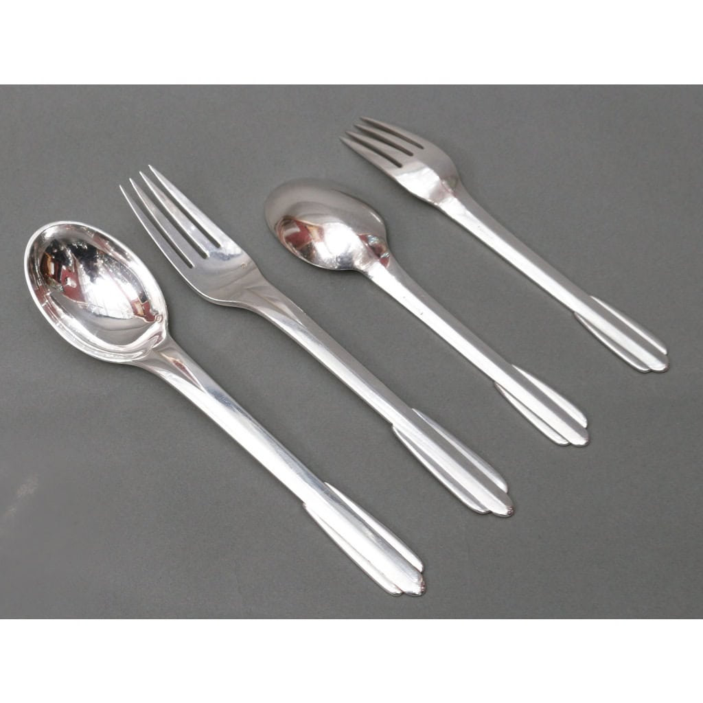 FJERDINGSTAD – Ménagère 78 pièces argent massif Epoque ART DECO 3 FJERDINGSTAD – Ménagère 78 pièces argent massif Epoque ART DECO 3