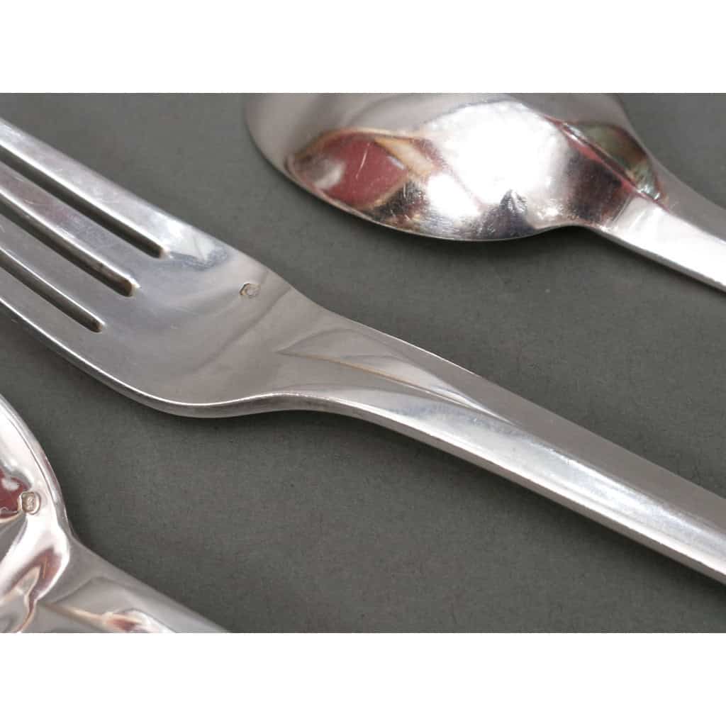 FJERDINGSTAD – Ménagère 78 pièces argent massif Epoque ART DECO 19 FJERDINGSTAD – Ménagère 78 pièces argent massif Epoque ART DECO 19