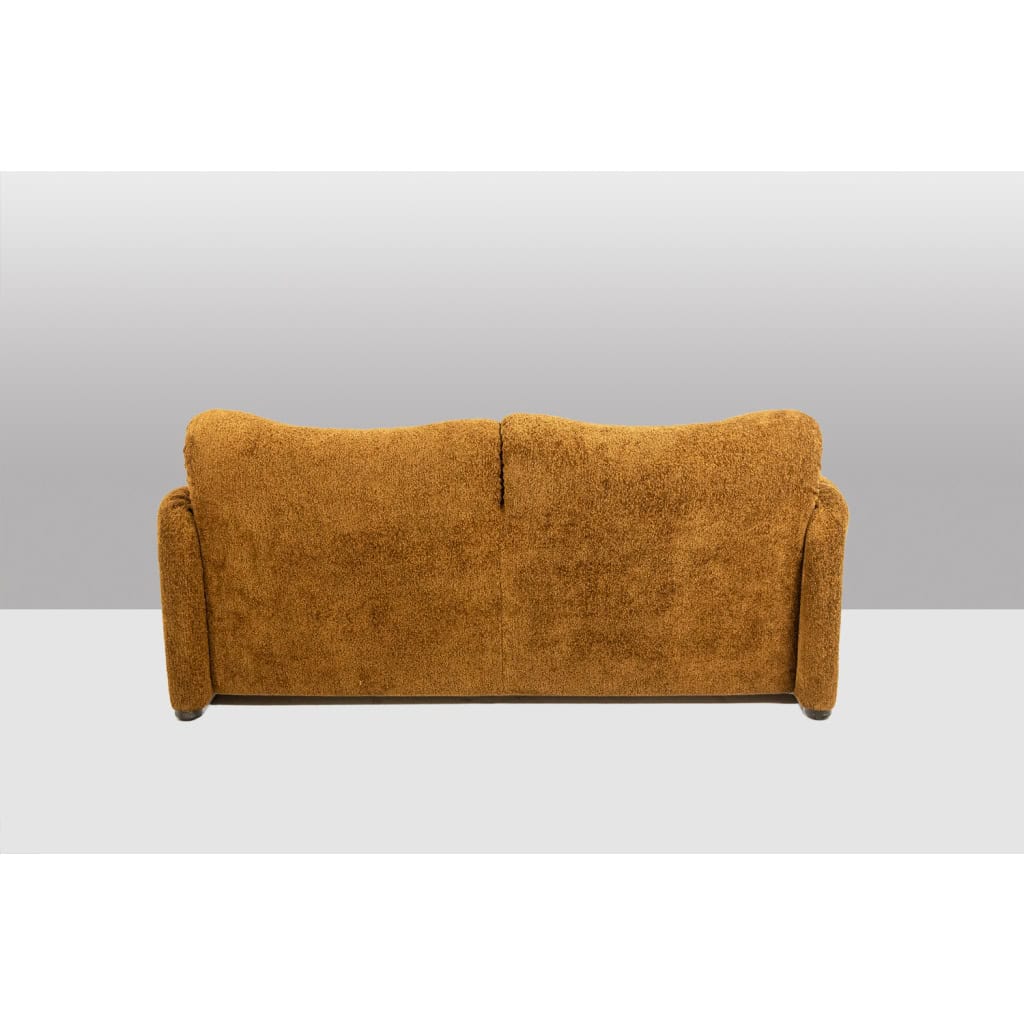 Vico Magistretti. Canapé 2 places, modèle « Maralunga ». Années 1970. 7