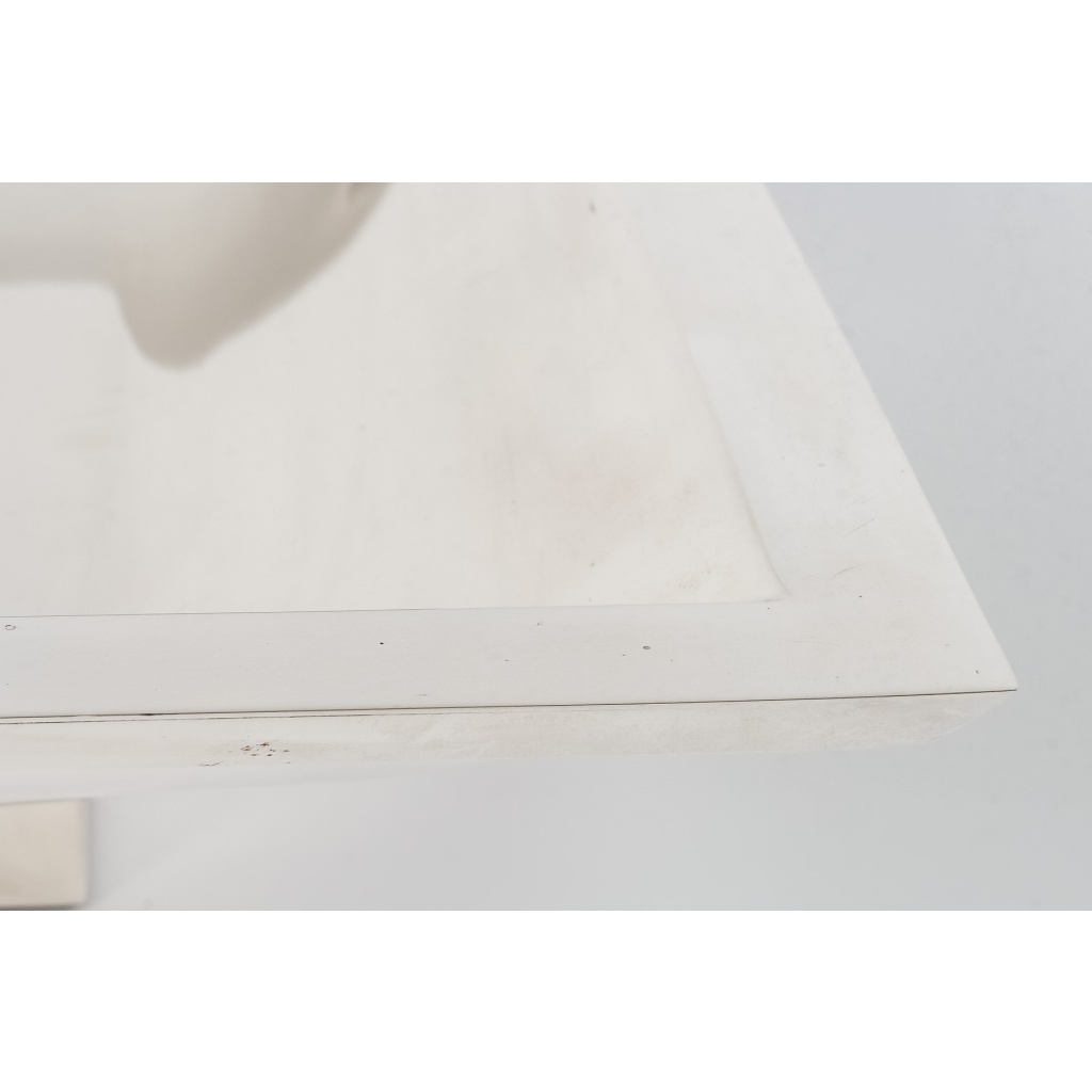 orfevre D. GARRIDO – CENTRE DE TABLE CARRE EN ARGENT MASSIF XXe 7 orfevre D. GARRIDO – CENTRE DE TABLE CARRE EN ARGENT MASSIF XXe 7