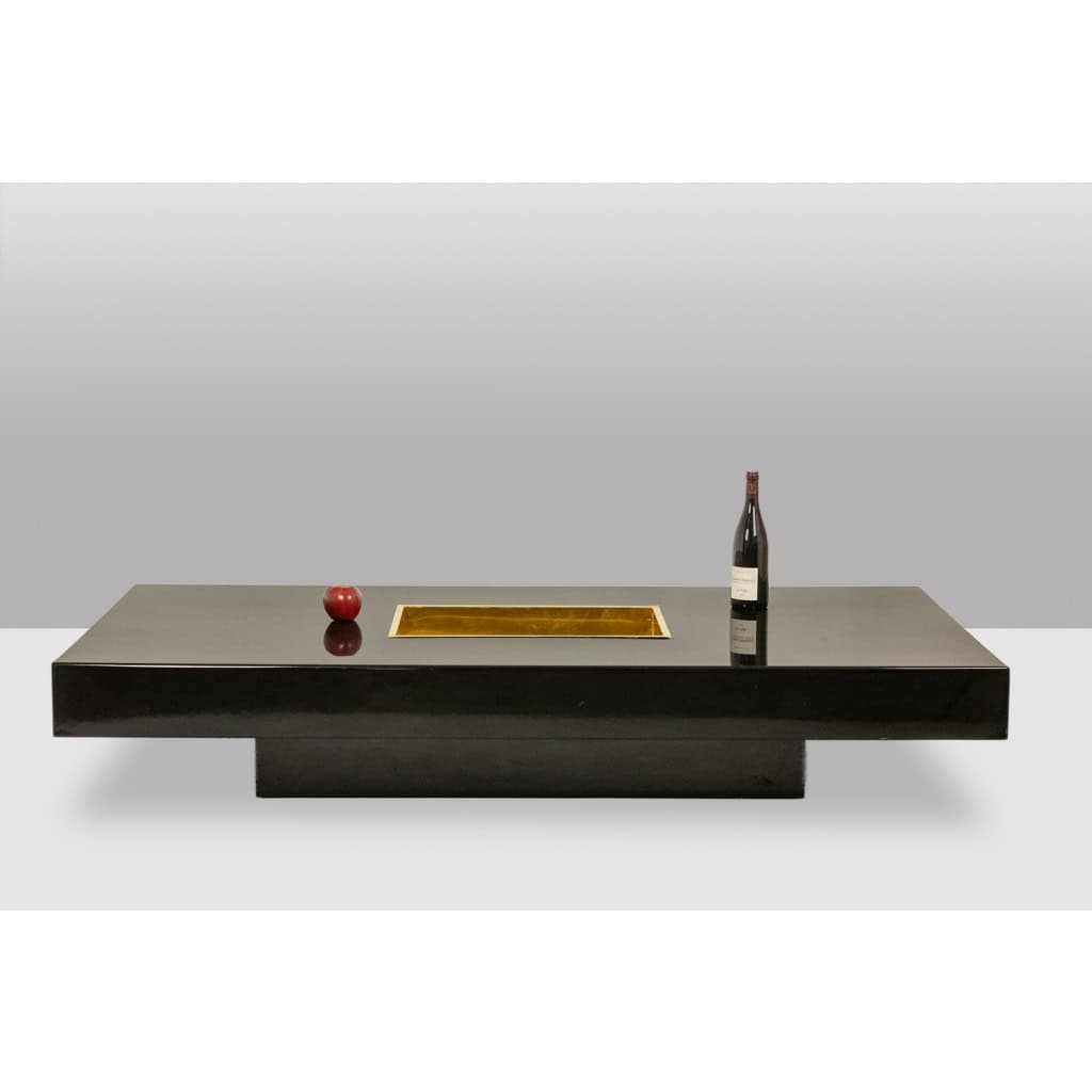 Willy Rizzo. Table basse en bois laqué noir et laiton doré. Années 1970 5