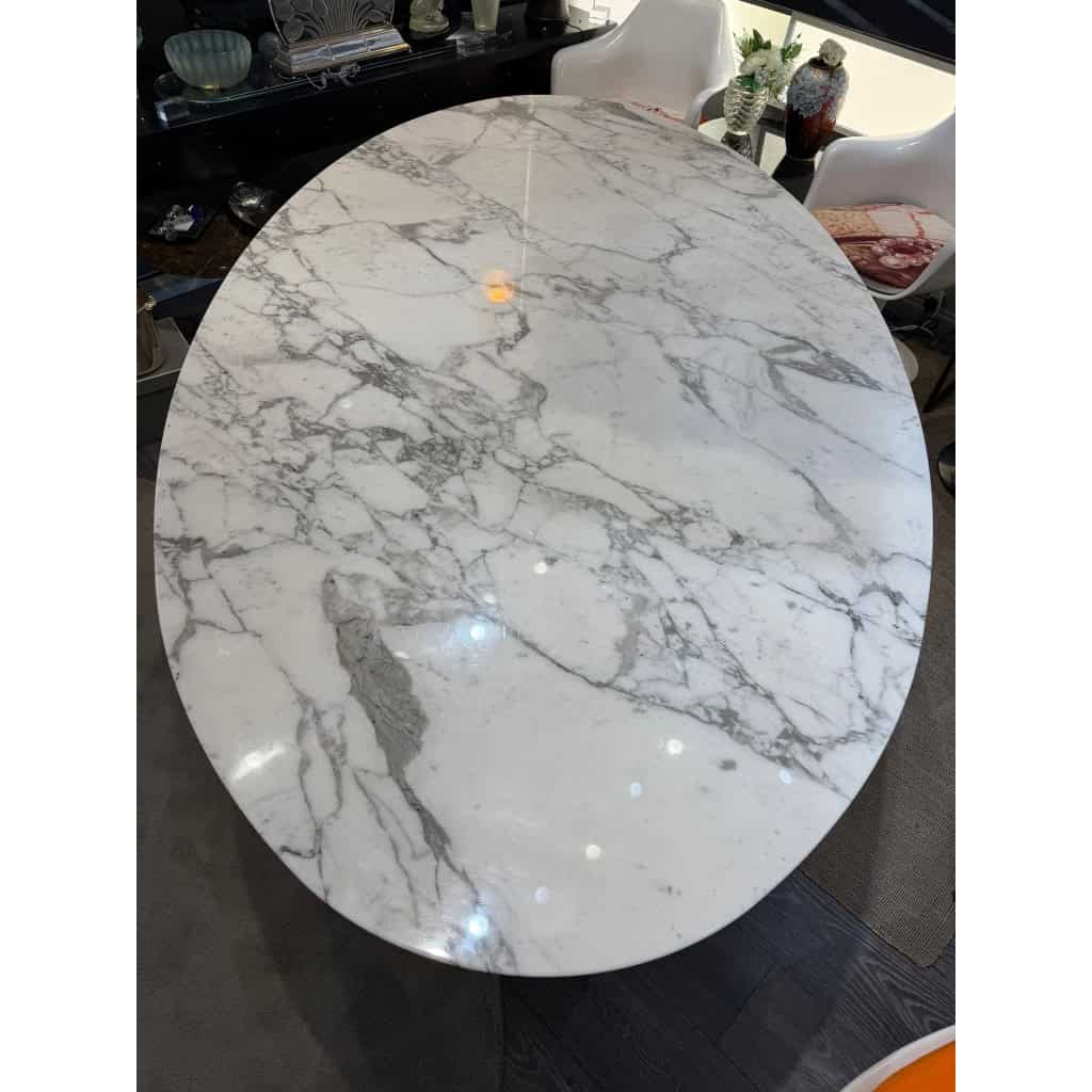 Eero Saarinen,& éditions – Knoll: table ovale 244 cm, Arabescato 10