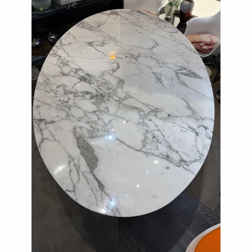 Eero Saarinen,& éditions – Knoll: table ovale 244 cm, Arabescato 11