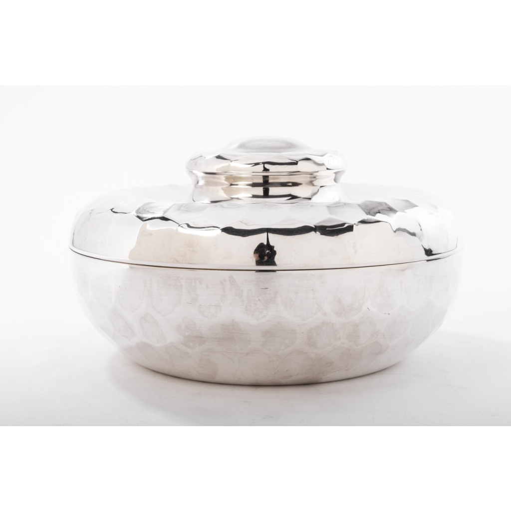 Coffret en argent massif martelé Italie du Nord Epoque XXe 4