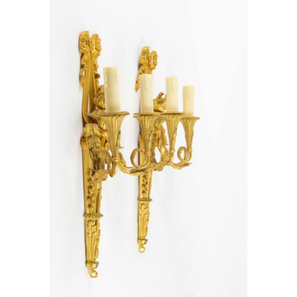 Paire d’appliques de style Louis XVI. XIXème siècle. 7 Paire d’appliques de style Louis XVI. XIXème siècle. 7
