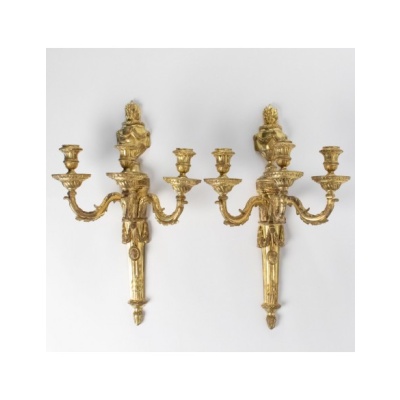 Paire d&rsquo;appliques de style Louis XVI. XIXème siècle.