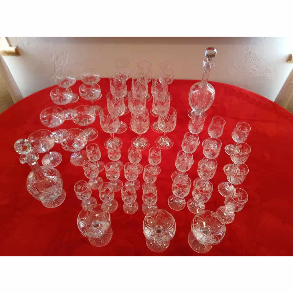 Service de 51 pièces en cristal de Baccarat ancien en parfait état 3 Service de 51 pièces en cristal de Baccarat ancien en parfait état 3