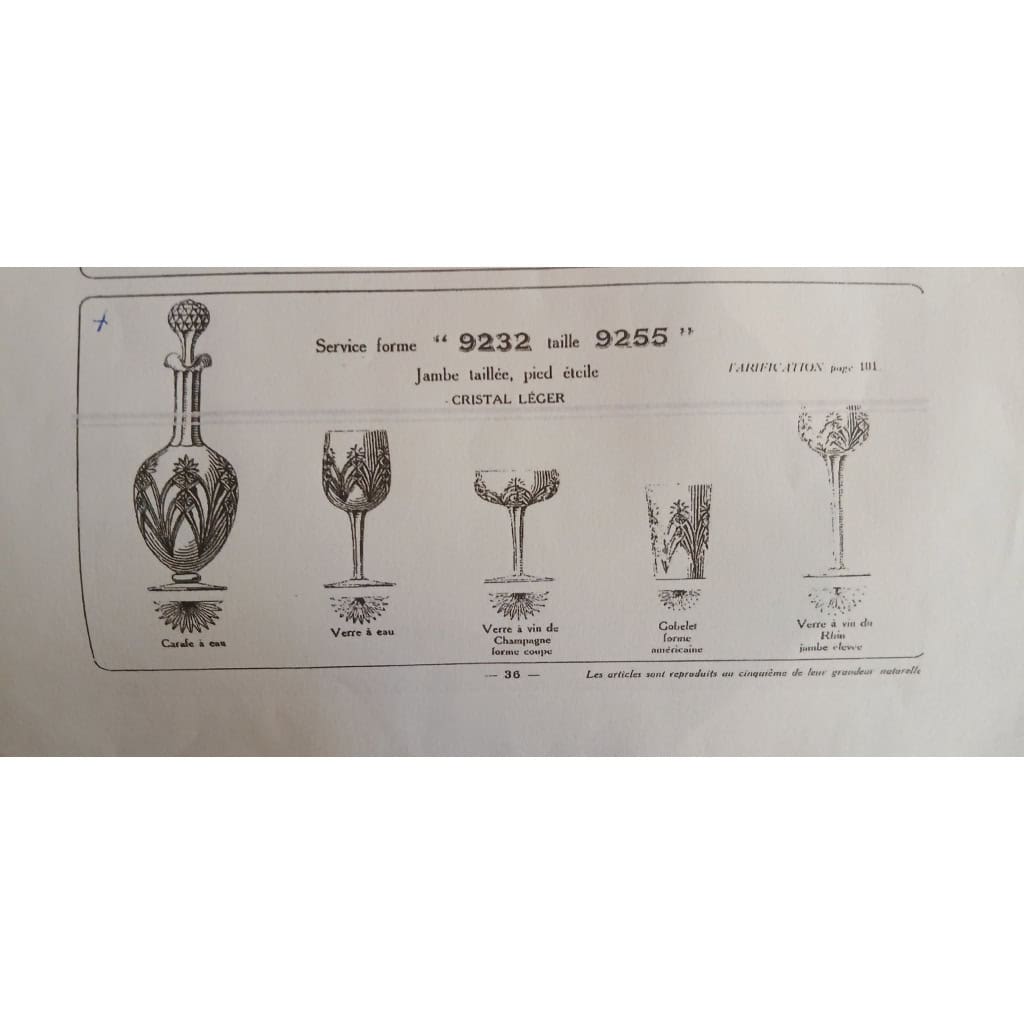 Service de 51 pièces en cristal de Baccarat ancien en parfait état 11 Service de 51 pièces en cristal de Baccarat ancien en parfait état 11