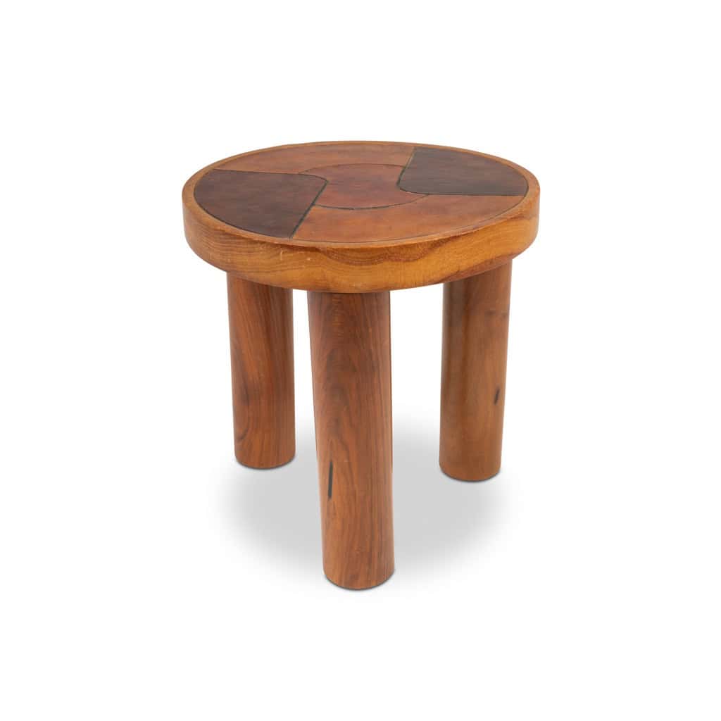 Tabourets et applique en merisier et cuir. Années 1970 8