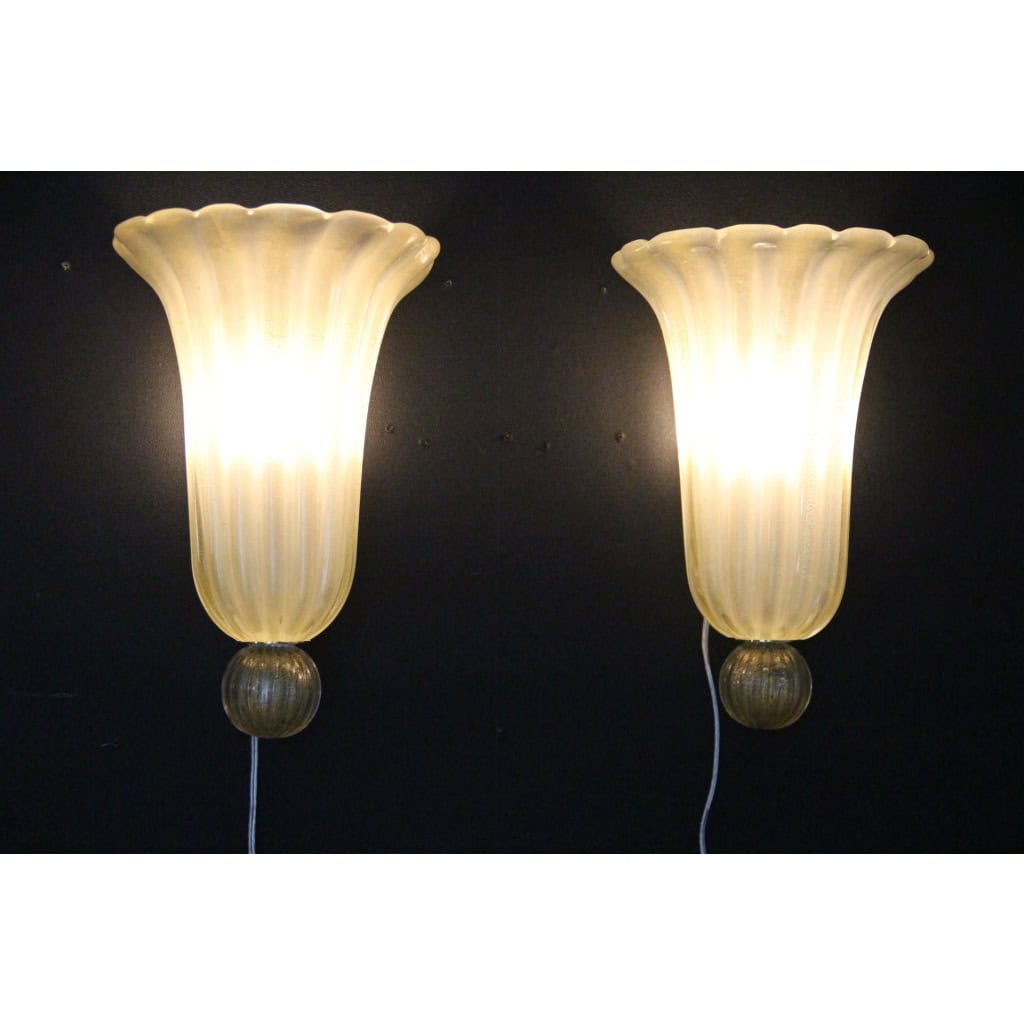 Paire d’appliques en verre de Murano beige et doré 11