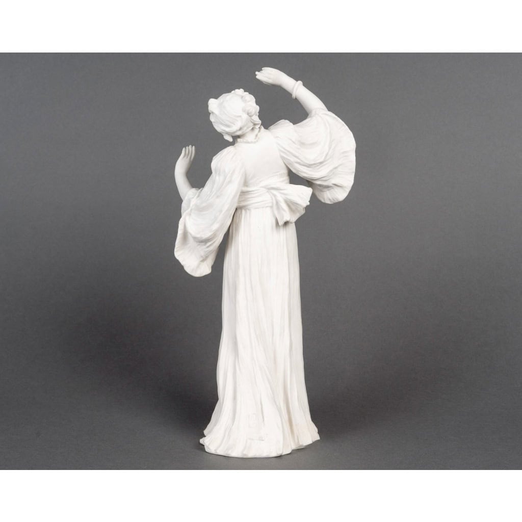 Agathon Léonard et Sèvres – Sculpture Statuette Danseuse avec Bracelet Porcelaine 6