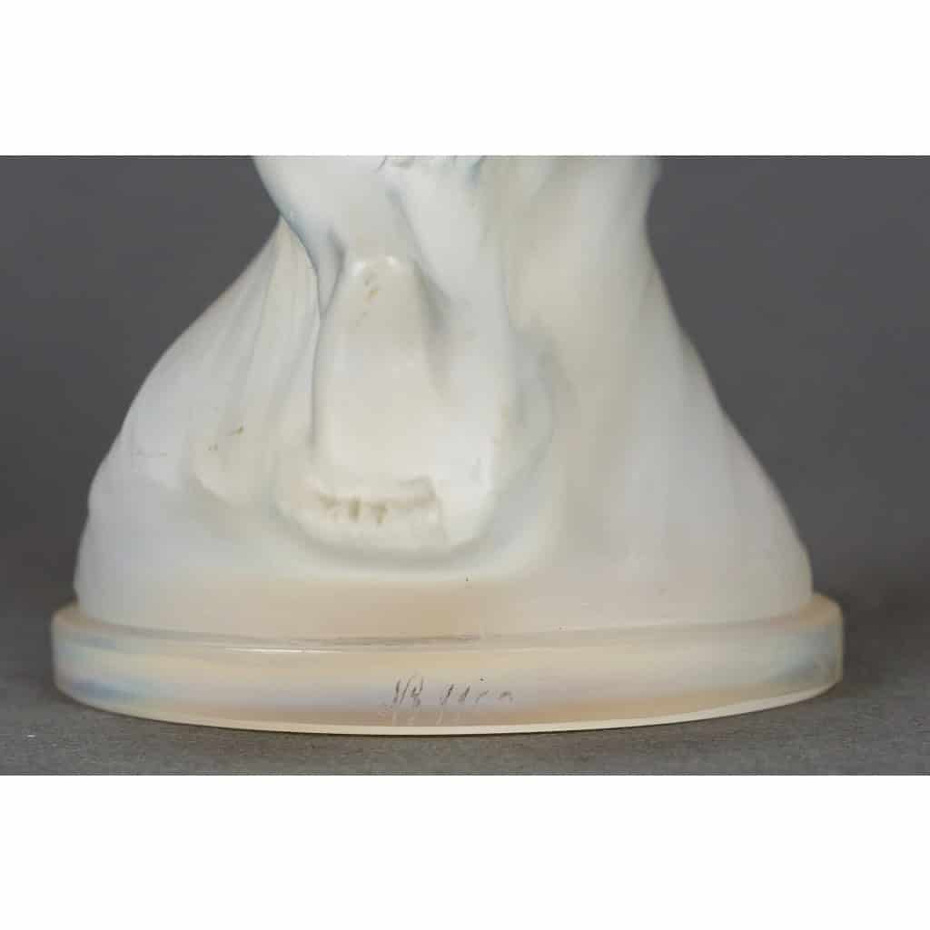 1929 René Lalique – Mascotte Automobile Vitesse Verre Opalescent 9