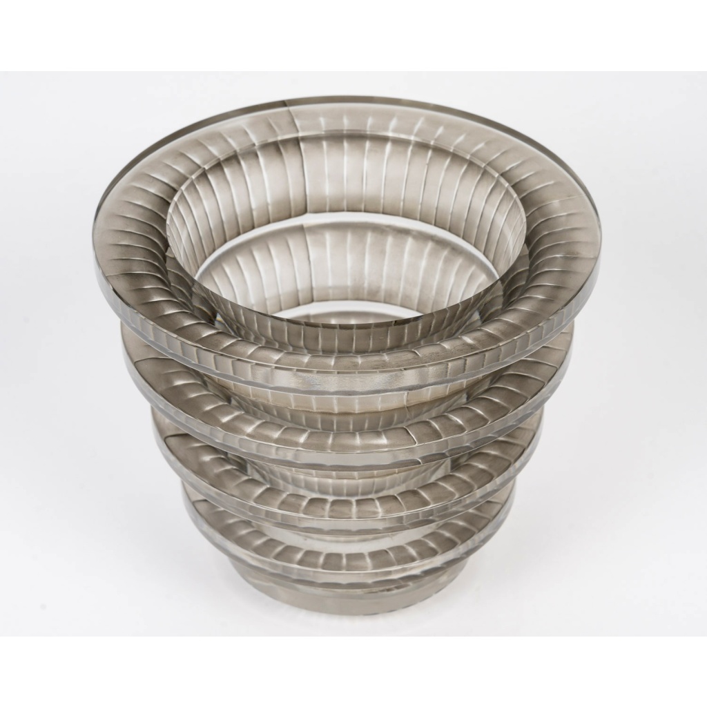 1950 Marc Lalique – Vase Chevreuse Cristal Blanc Patiné Gris 5