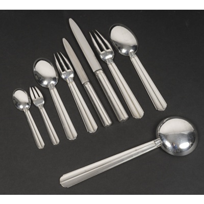 JEAN E. PUIFORCAT – Ménagère 145 pièces Modèle « BIARRITZ » argent massif CIRCA 1930