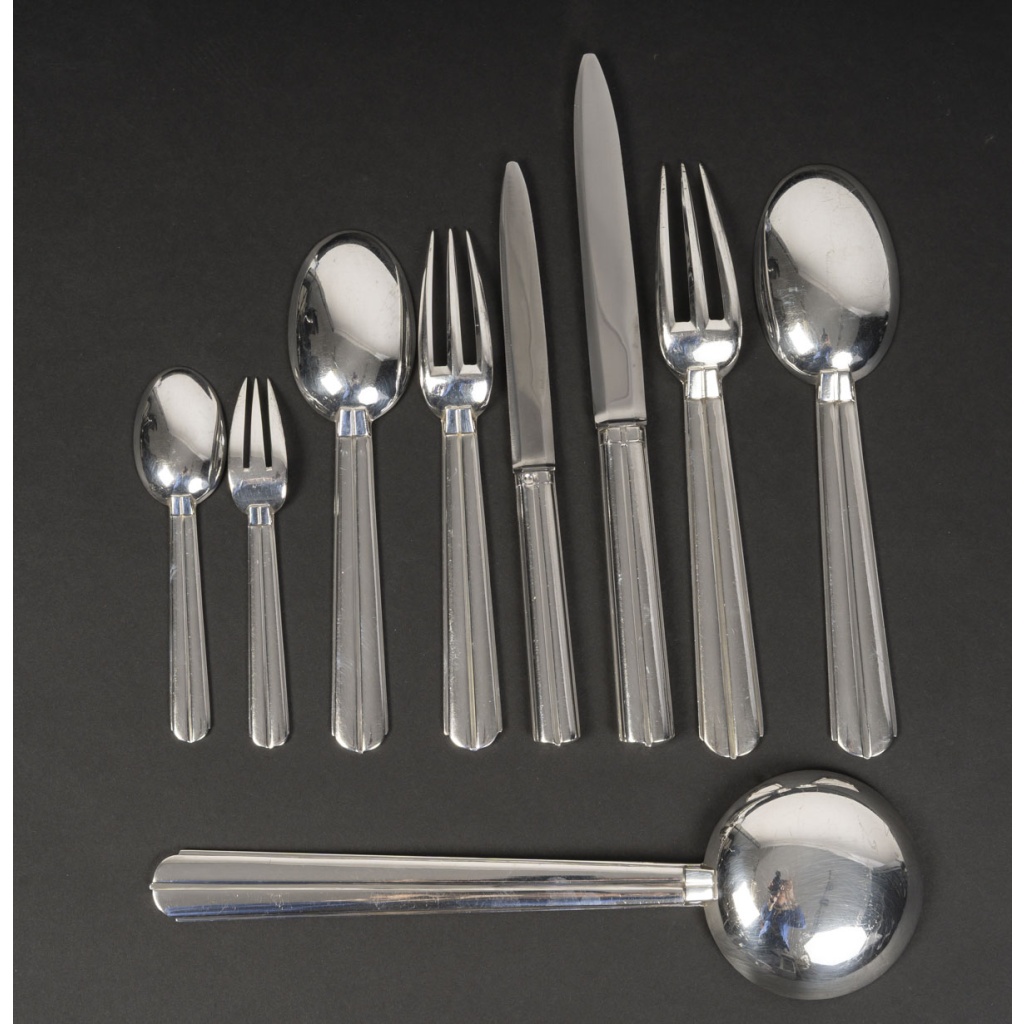 JEAN E. PUIFORCAT – Ménagère 145 pièces Modèle « BIARRITZ » argent massif CIRCA 1930 13