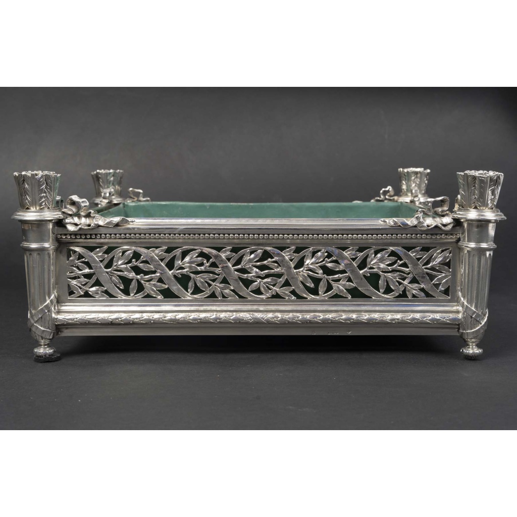 A. AUCOC – Jardinière en argent massif Epoque NAPOLEON III 16