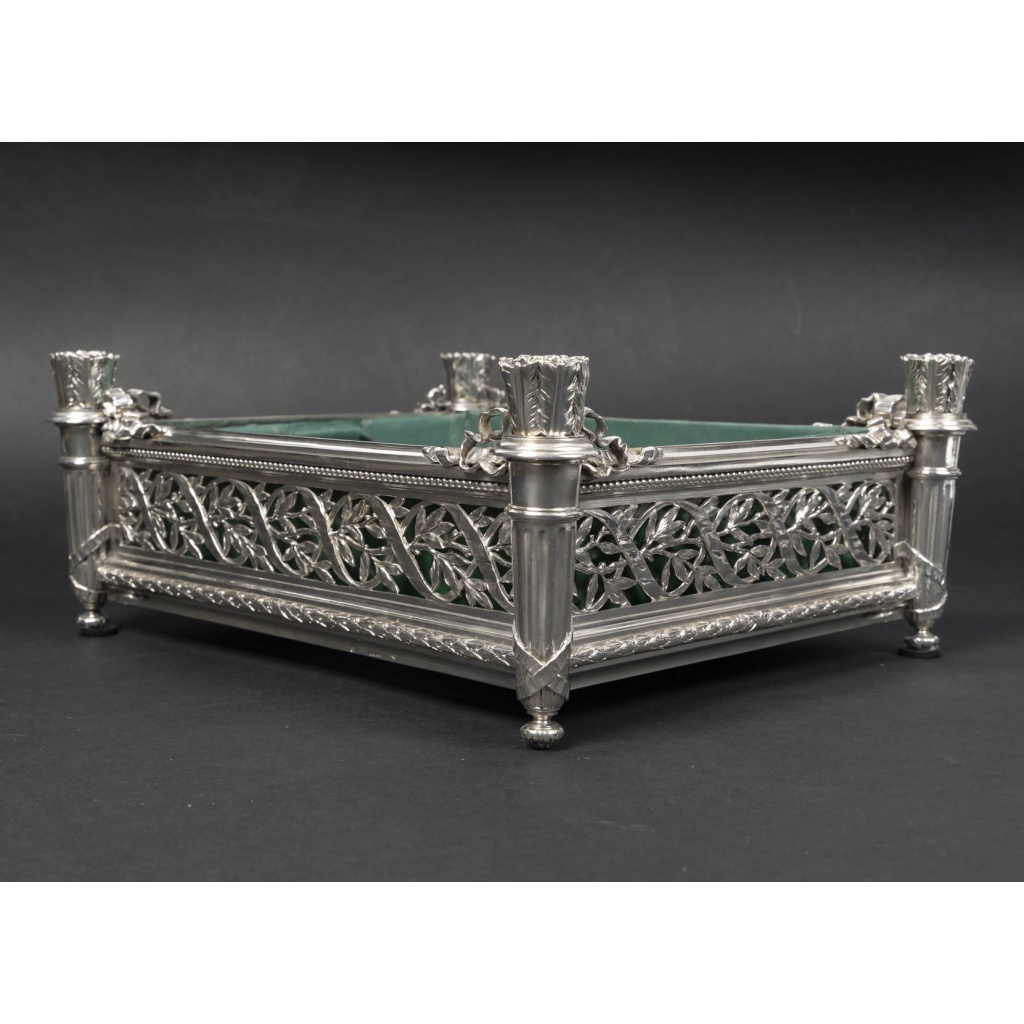 A. AUCOC – Jardinière en argent massif Epoque NAPOLEON III 3